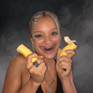 裸体㊙️免费看
